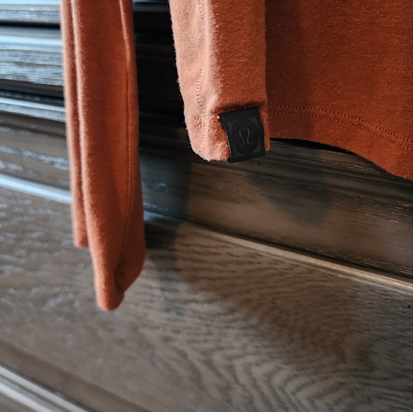 Lululemon Mock neck long sleeve - Picture 5 of 8